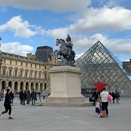 Appartamento Near Louvre,